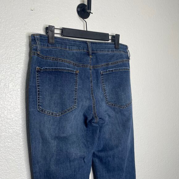 So Womens Jeans Size 30 Low Rise Bootcut Medium Wash Denim Blue Casual Wear - Picture 13 of 13